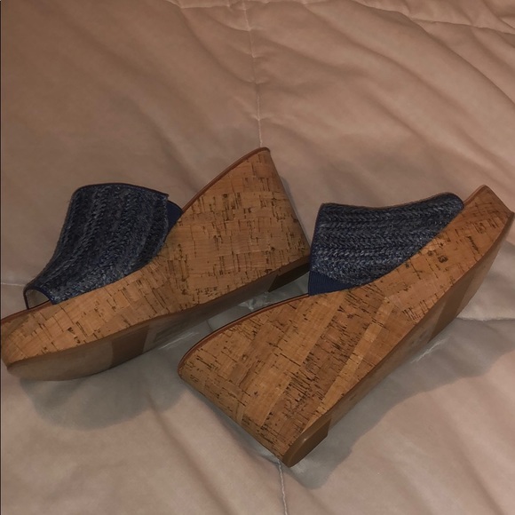 wedges - Picture 2 of 3